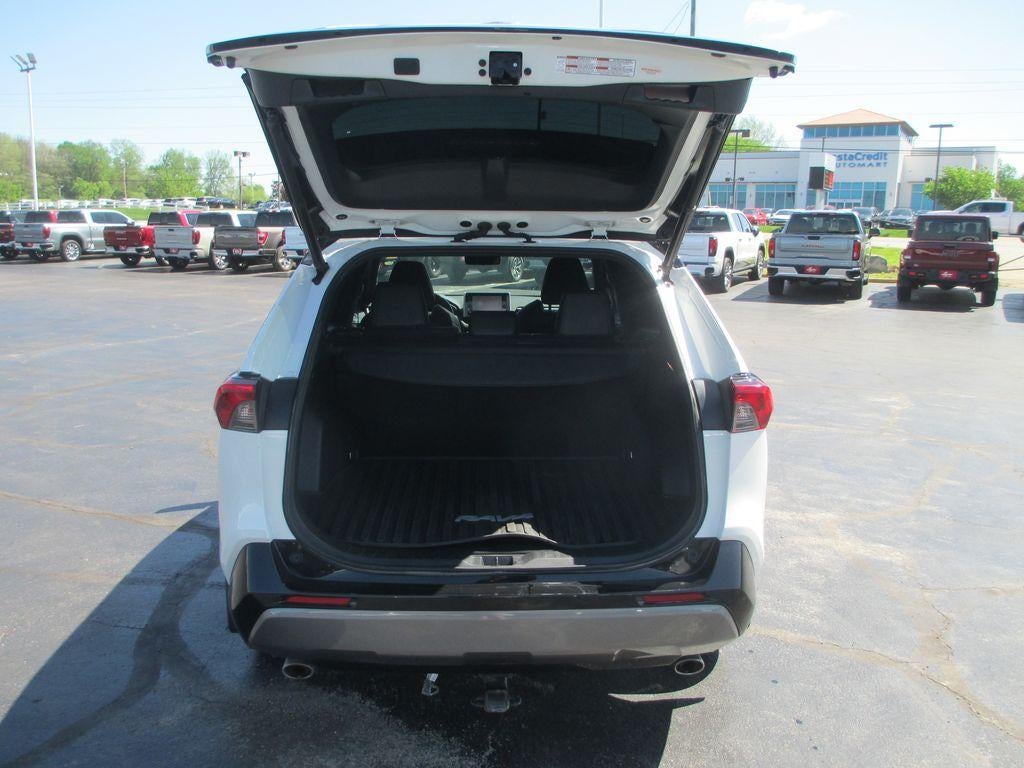 2019 Toyota RAV4 Hybrid XSE