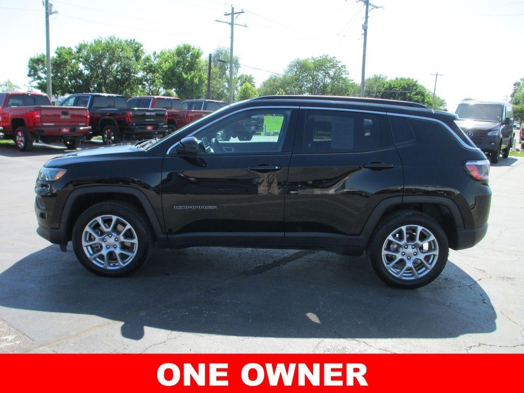 2023 Jeep Compass Latitude Lux FWD