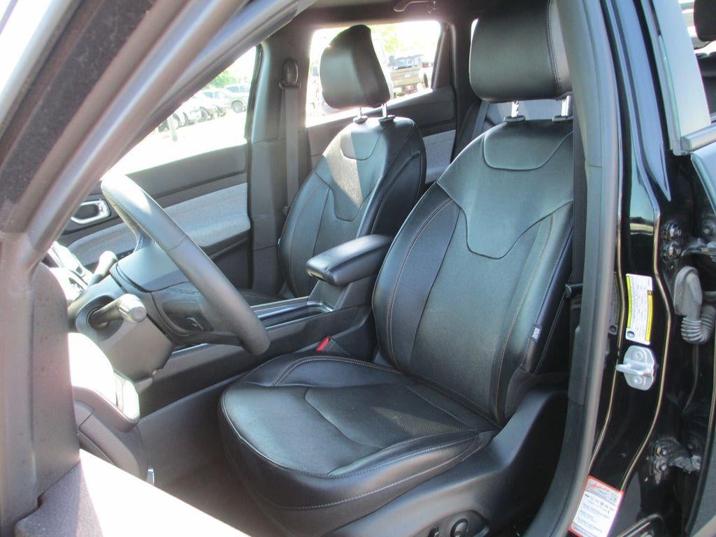 2023 Jeep Compass Latitude Lux FWD