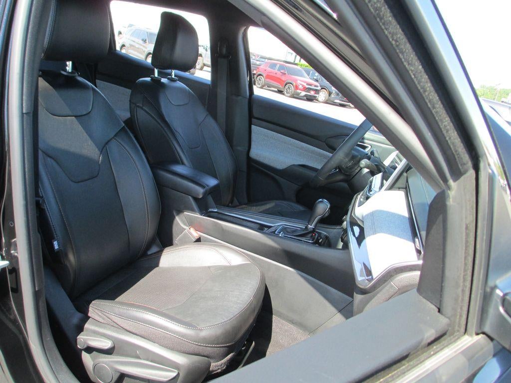 2023 Jeep Compass Latitude Lux FWD