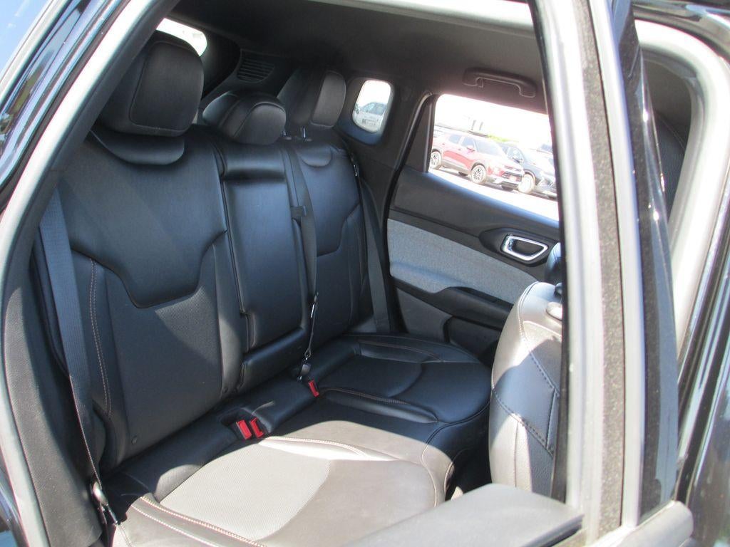 2023 Jeep Compass Latitude Lux FWD