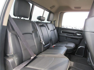 2020 RAM 3500 Laramie Crew Cab 4x4 6'4" Box