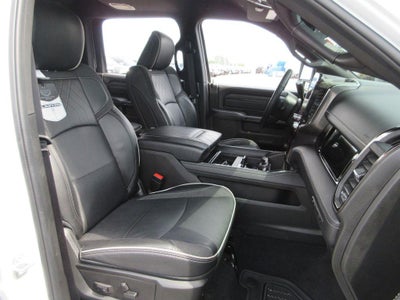 2026 RAM 3500 Limited Crew Cab 4x4 8' Box