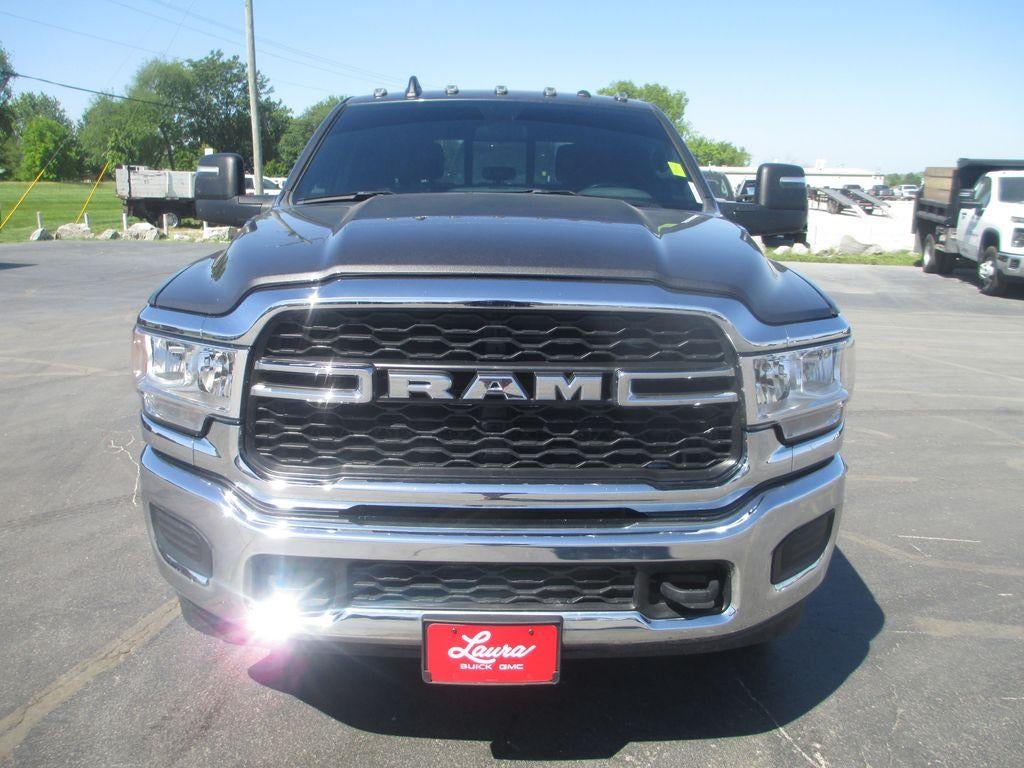 2024 RAM 3500 Tradesman Crew Cab 4x4 8' Box