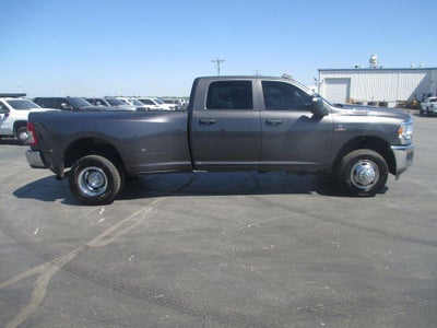 2024 RAM 3500 Tradesman Crew Cab 4x4 8' Box