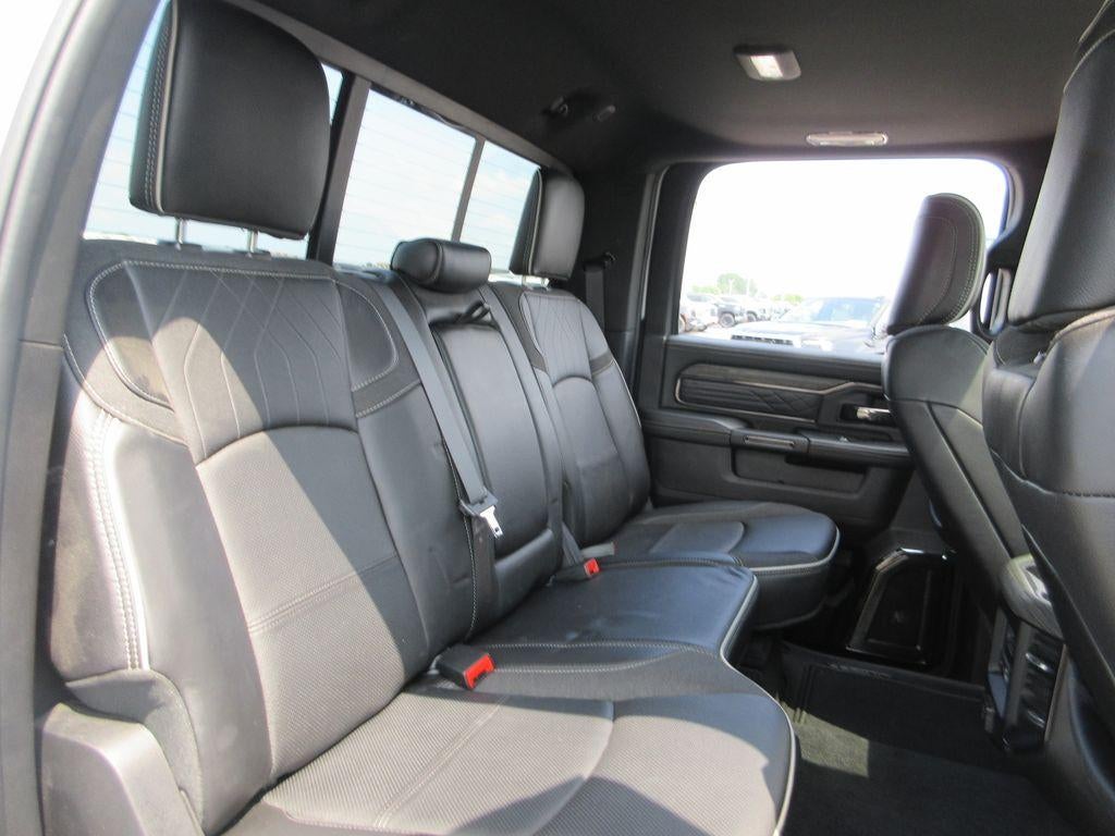 2025 RAM 3500 Limited Crew Cab 4x4 8' Box