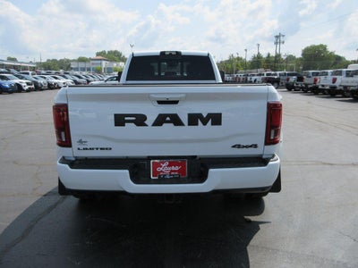 2025 RAM 3500 Limited Crew Cab 4x4 8' Box