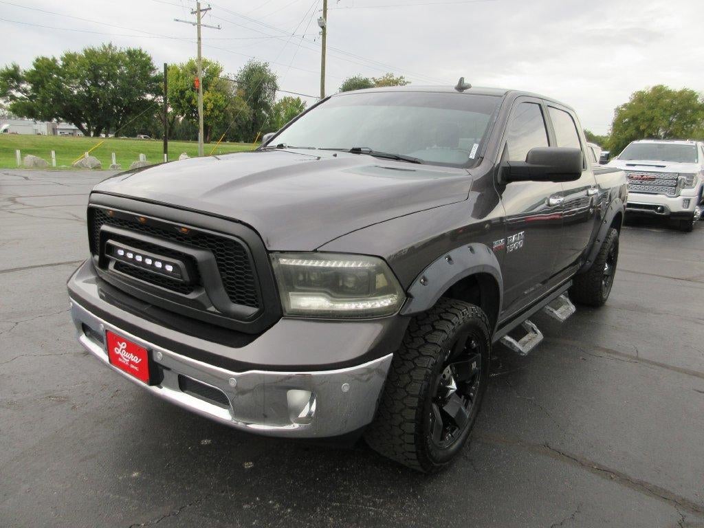 2017 RAM 1500 Big Horn Crew Cab 4x4 5'7" Box