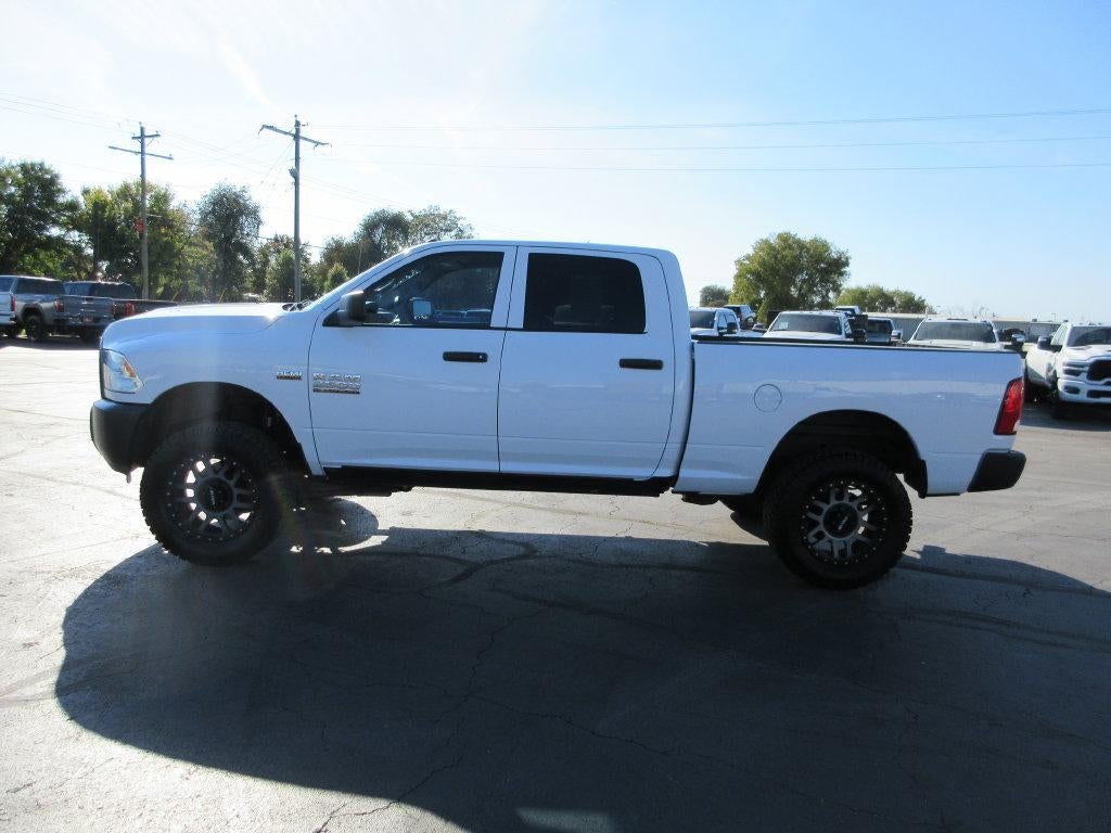 2017 RAM 2500 Tradesman Crew Cab 4x4 6'4" Box