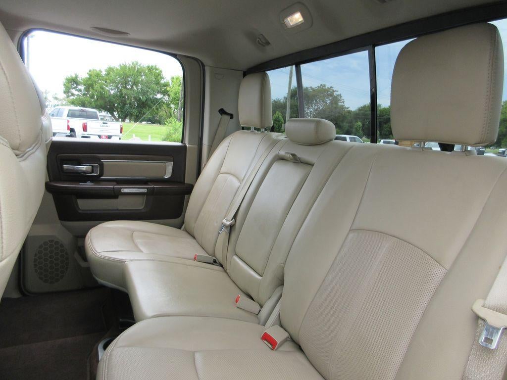 2018 RAM 2500 Laramie Crew Cab 4x4 6'4" Box