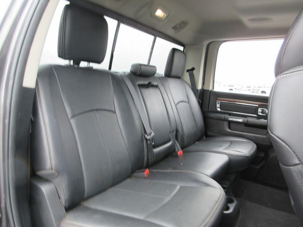 2018 RAM 2500 Laramie Crew Cab 4x4 6'4" Box