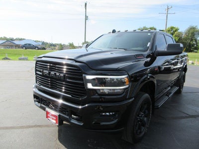 2022 RAM 2500 Laramie Crew Cab 4x4 6'4" Box
