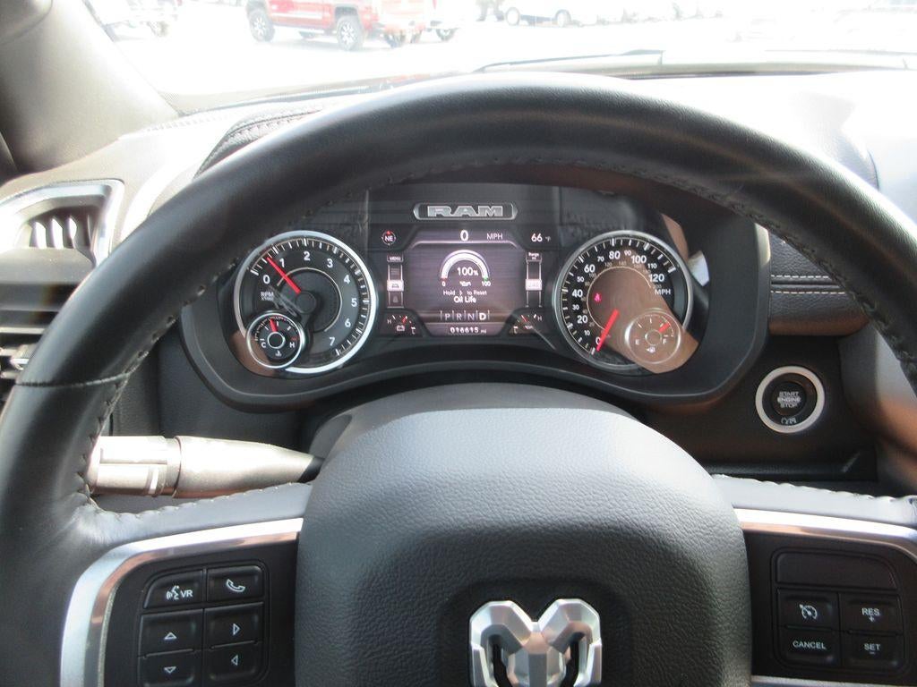 2022 RAM 2500 Laramie Crew Cab 4x4 6'4" Box