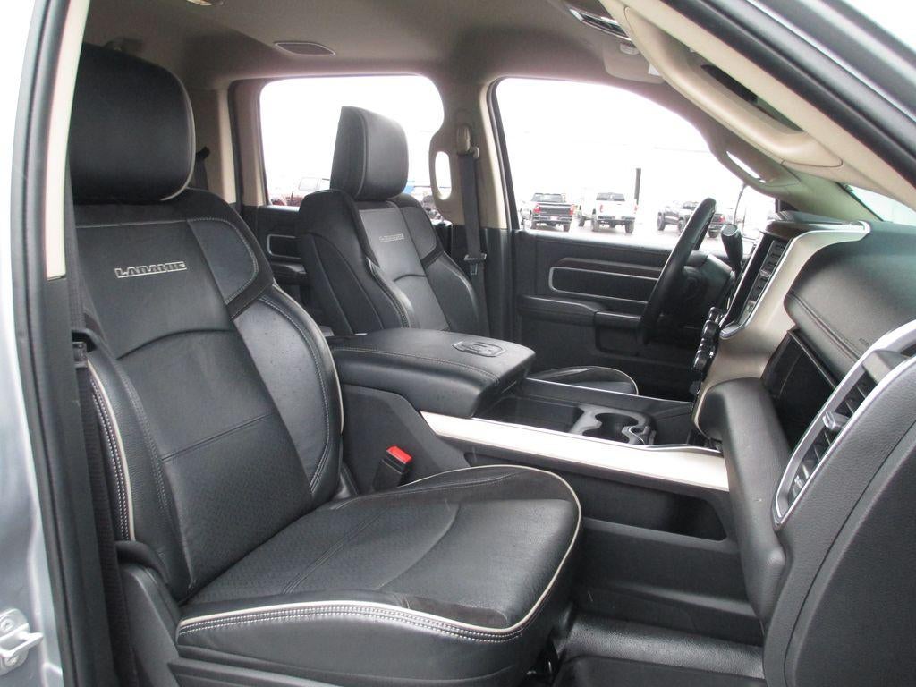 2022 RAM 3500 Chassis Cab Laramie