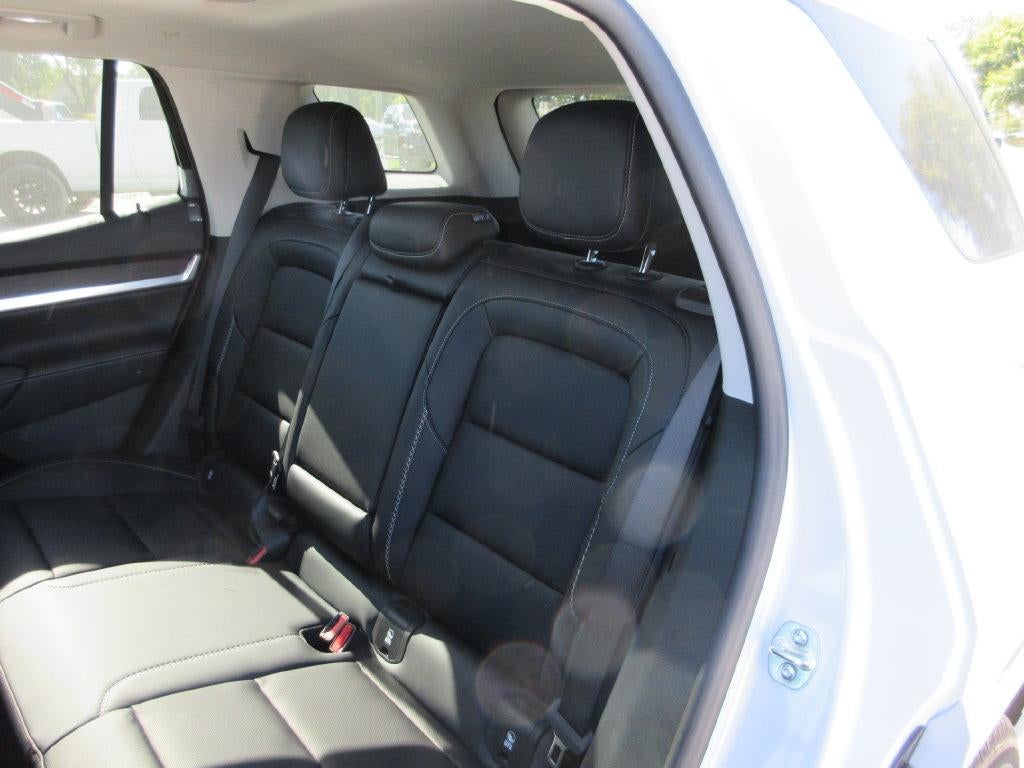 2027 GMC Terrain Denali - Photo 10