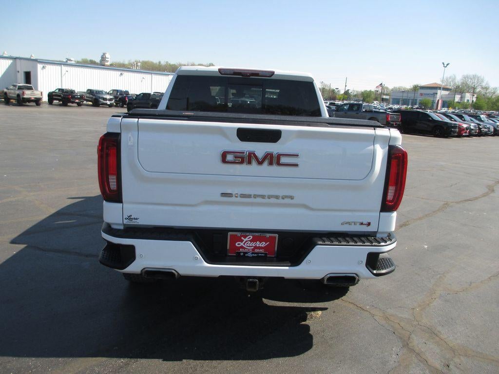 2021 GMC Sierra 1500 AT4