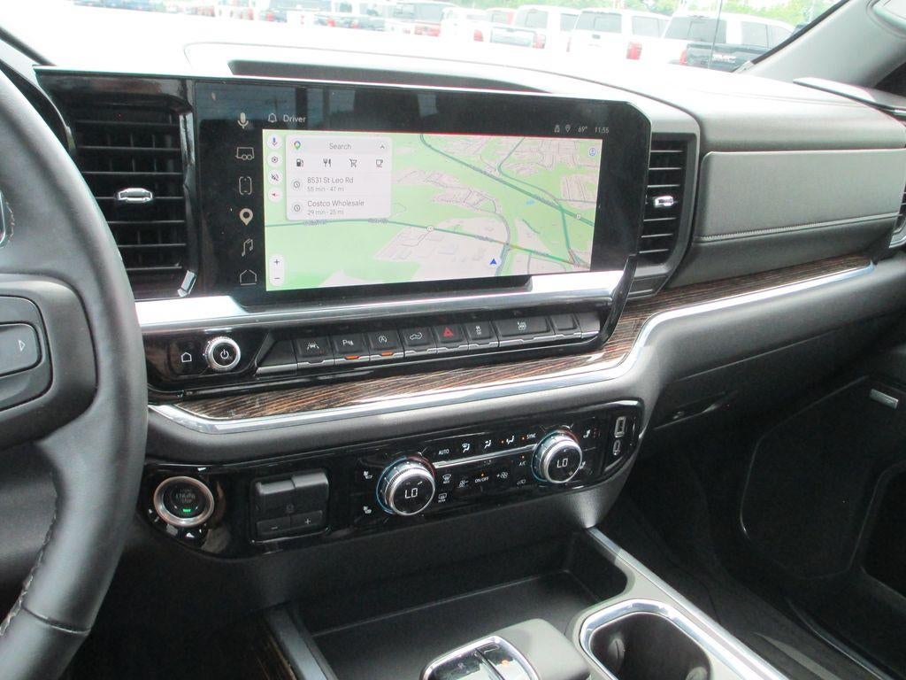 2025 GMC Sierra 1500 Elevation