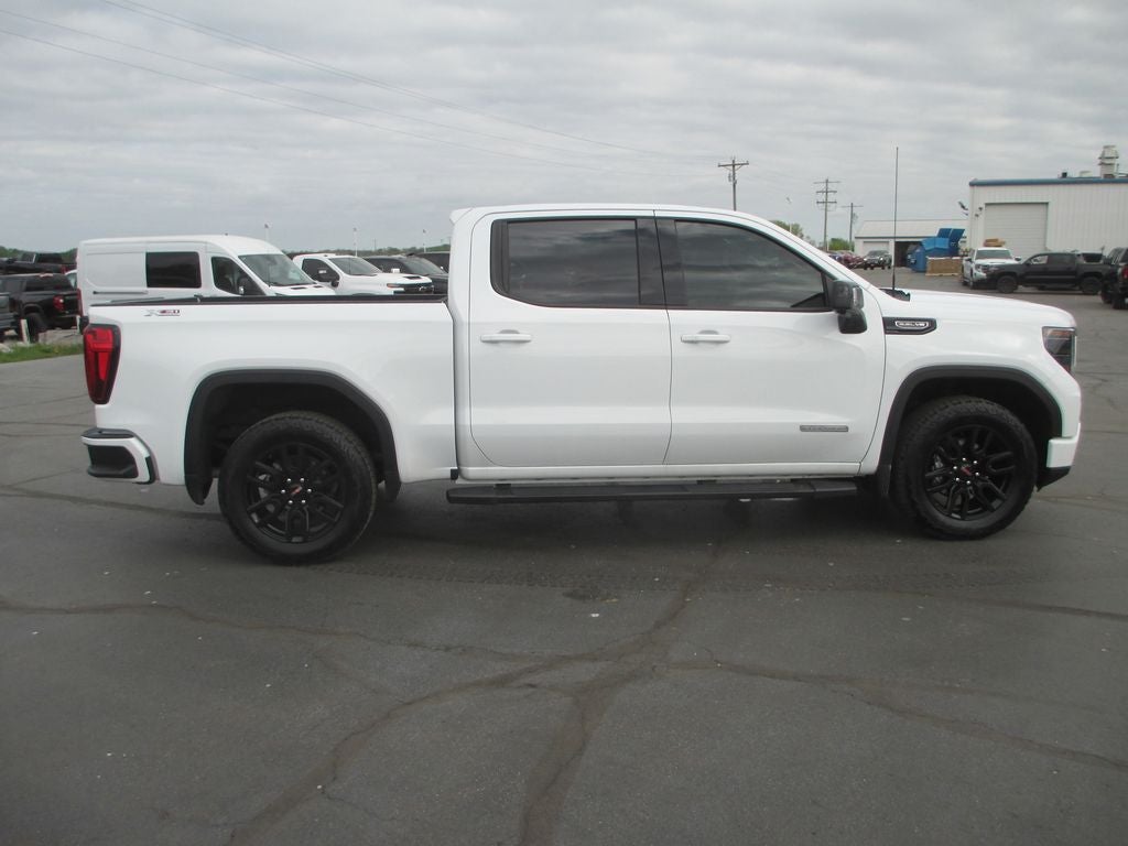 2025 GMC Sierra 1500 Elevation