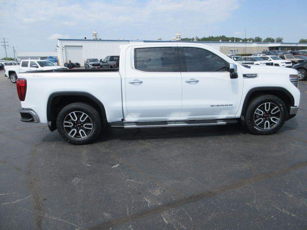 2022 GMC Sierra 1500 SLT