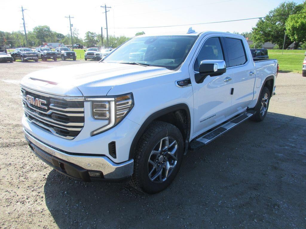 2026 GMC Sierra 1500 SLT - Photo 11