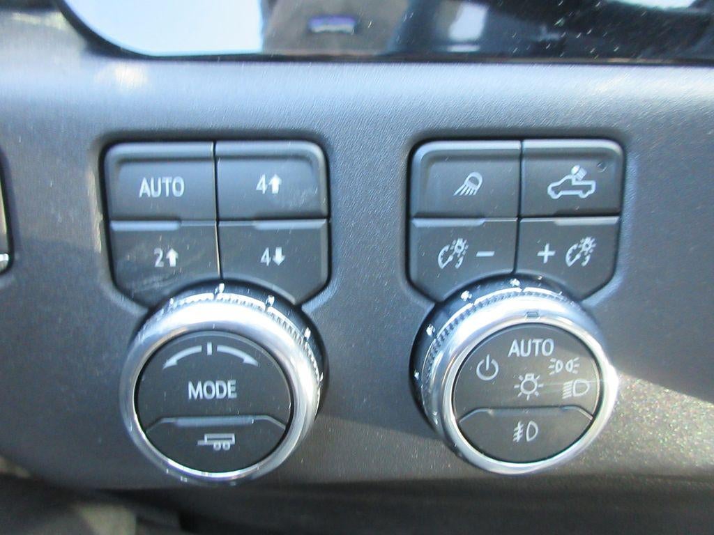 2026 GMC Sierra 1500 SLT - Photo 18