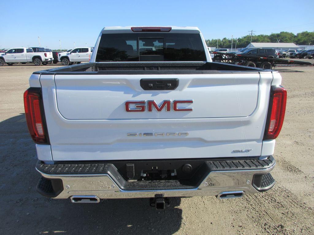 2026 GMC Sierra 1500 SLT - Photo 6