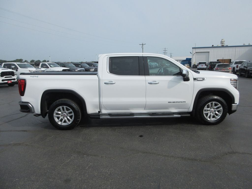 2022 GMC Sierra 1500 SLT