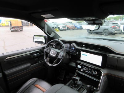 2025 GMC Sierra 1500 AT4