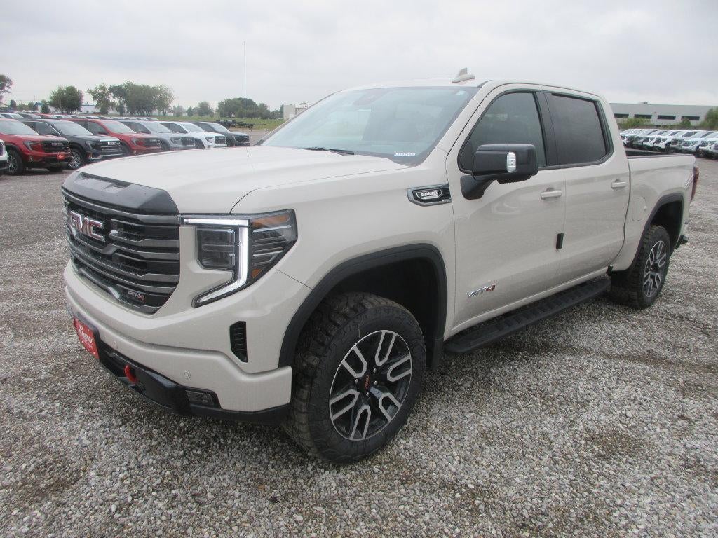 2026 GMC Sierra 1500 AT4 - Photo 10