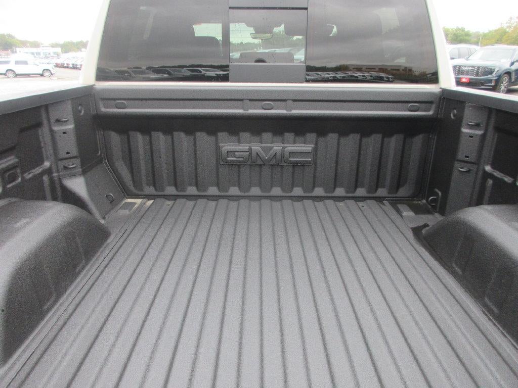 2026 GMC Sierra 1500 AT4 - Photo 6