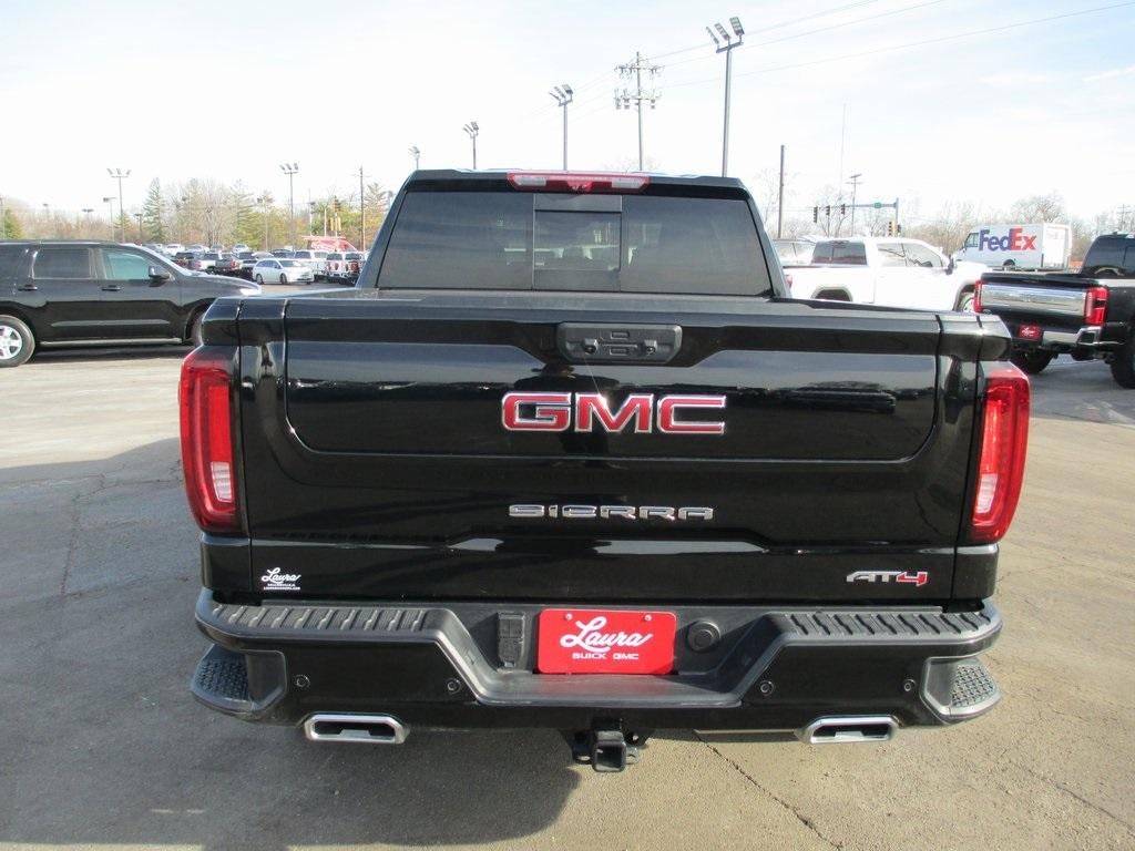 2025 GMC Sierra 1500 AT4