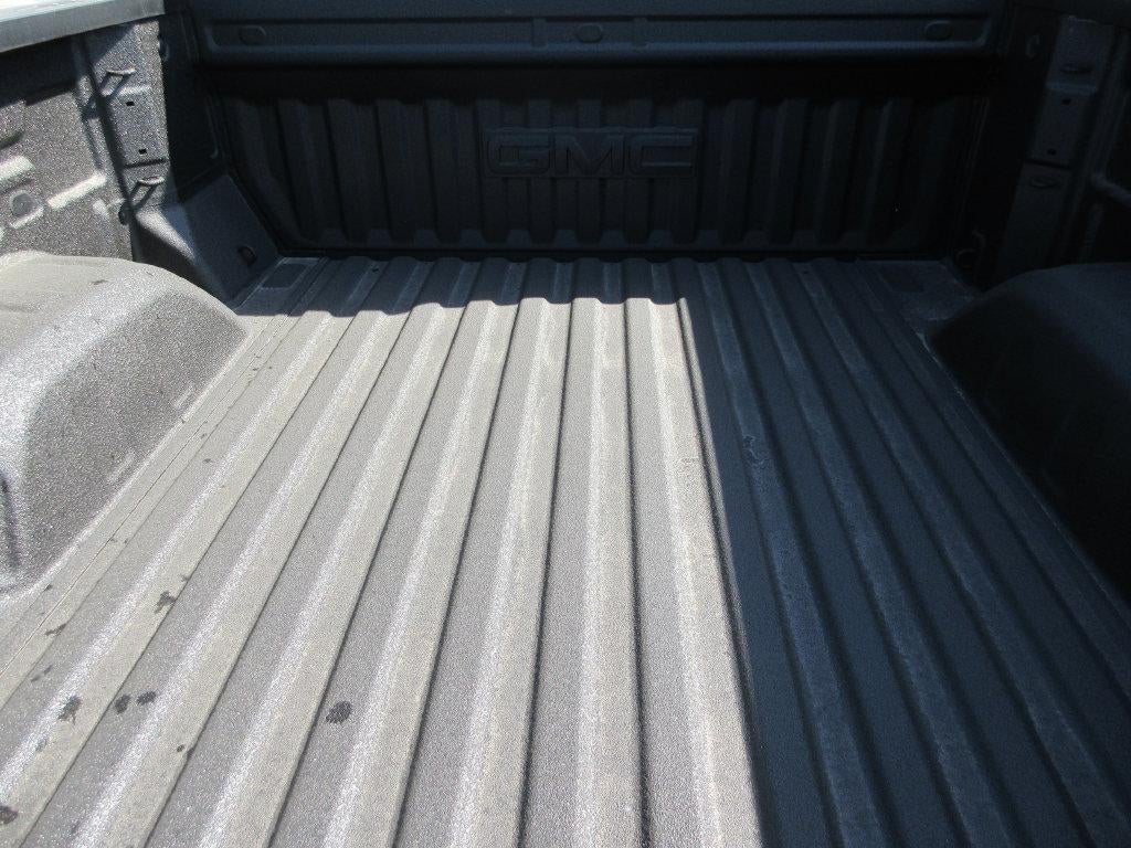2026 GMC Sierra 1500 AT4 - Photo 9