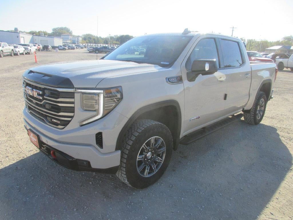2026 GMC Sierra 1500 AT4 - Photo 10