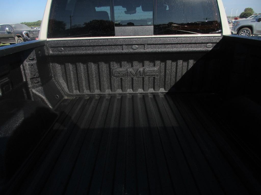 2026 GMC Sierra 1500 AT4 - Photo 6