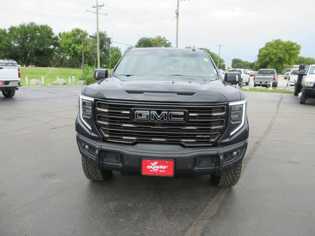 2025 GMC Sierra 1500 AT4X
