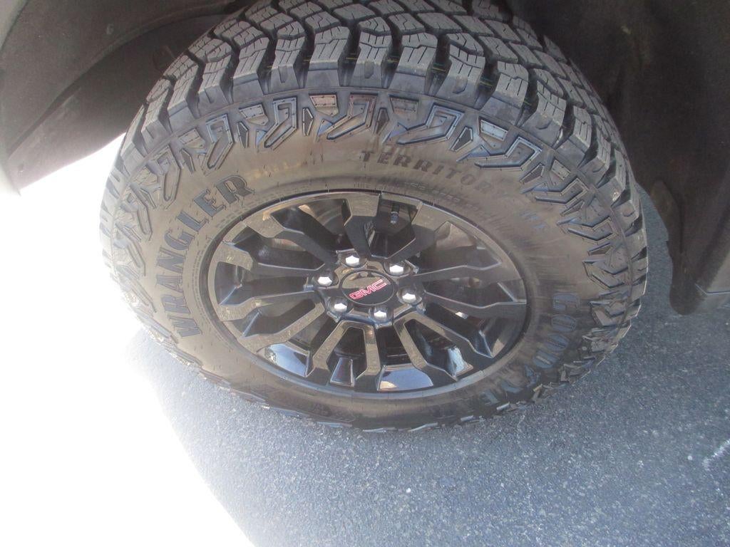 2023 GMC Sierra 1500 AT4X
