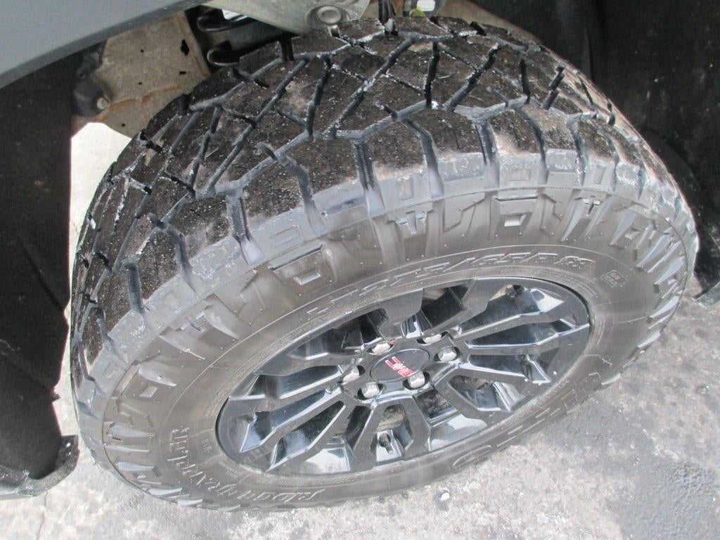 2022 GMC Sierra 1500 AT4X