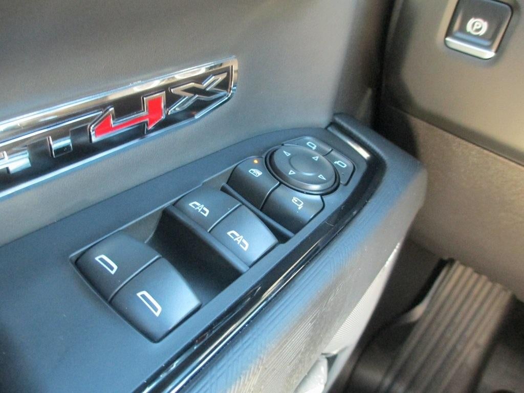 2025 GMC Sierra 1500 AT4X