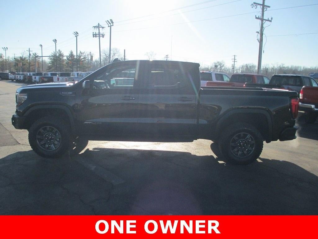 2025 GMC Sierra 1500 AT4X