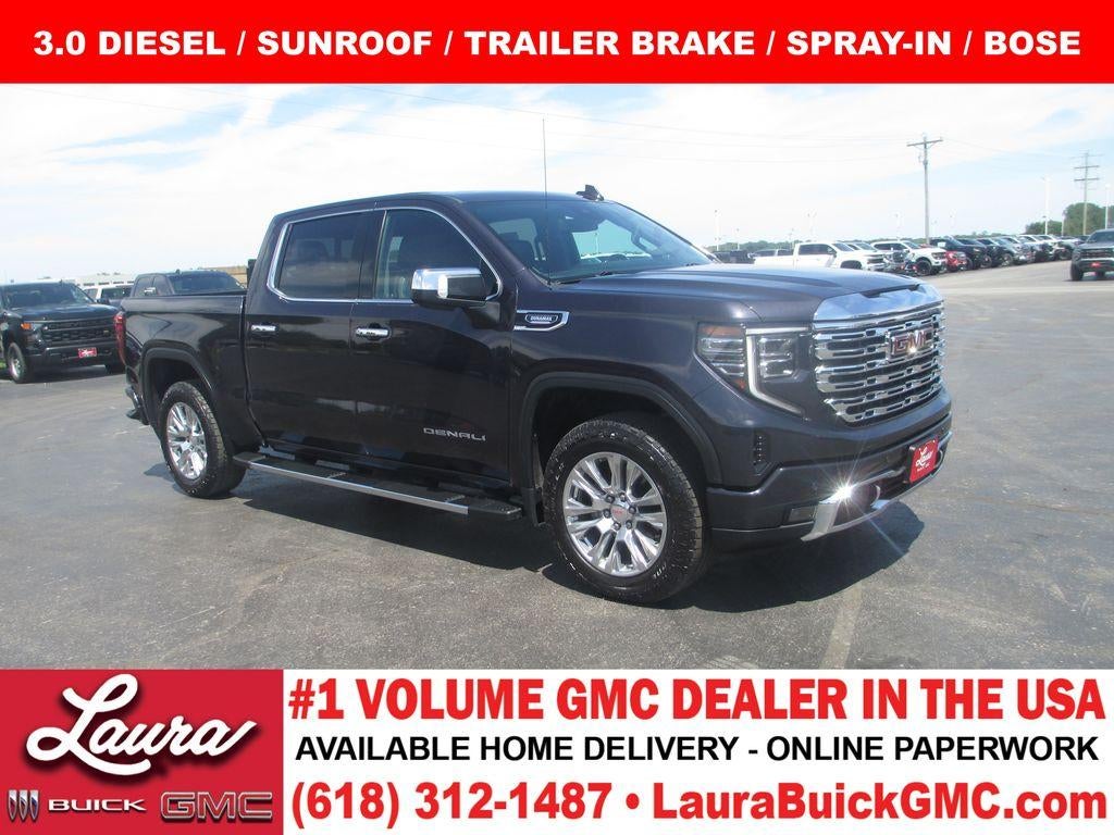 2022 GMC Sierra 4WD Crew Cab Short Box Denali's photo