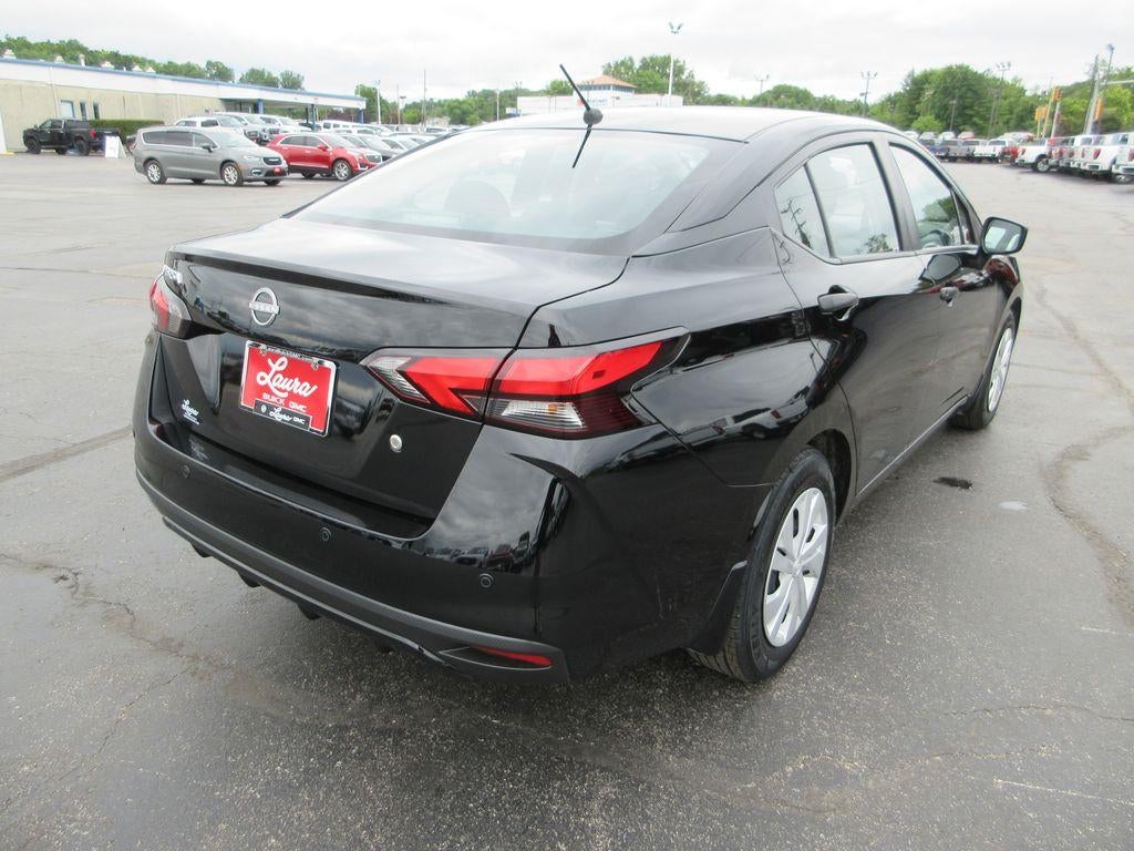 2025 Nissan Versa 1.6 S