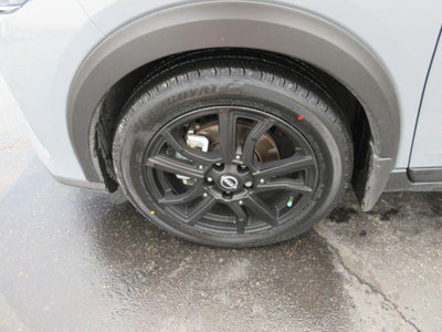 2023 Nissan Kicks SR Xtronic CVT