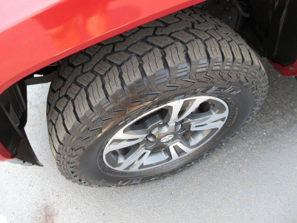 2019 Toyota Tacoma 4WD SR