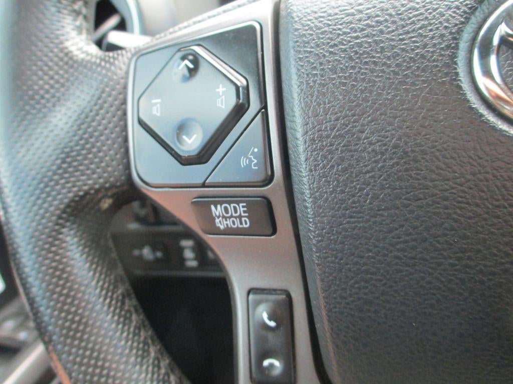 2019 Toyota Tacoma SR5 V6