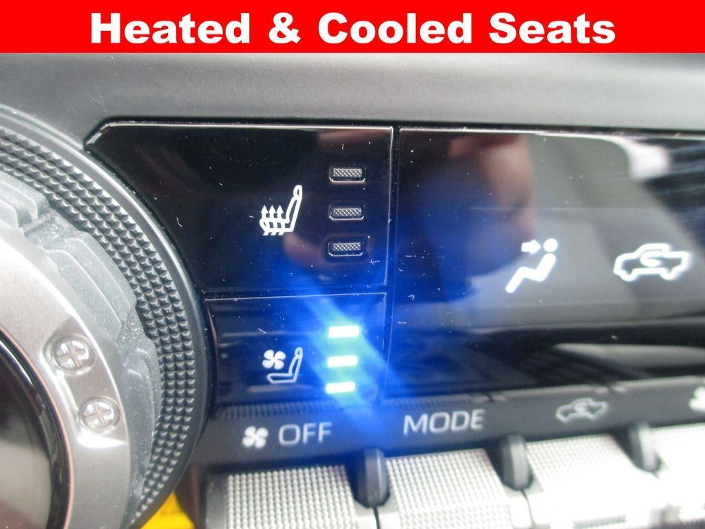 2024 Toyota Tacoma 4WD TRD Sport Hybrid