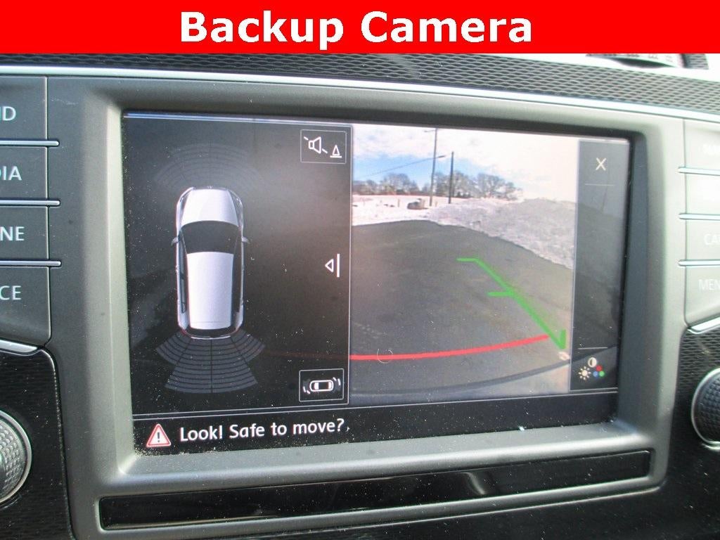 2016 Volkswagen Golf GTI S w/Performance Pkg