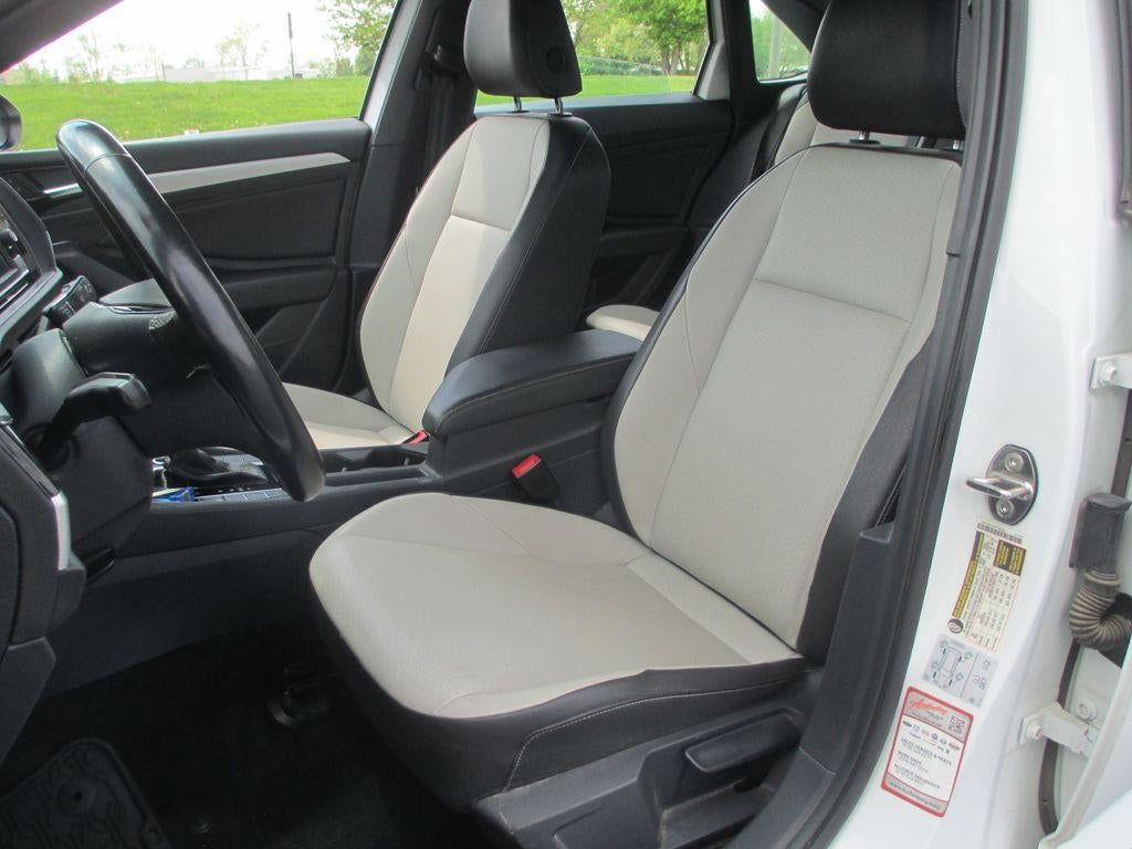 2020 Volkswagen Jetta 1.4T R-Line