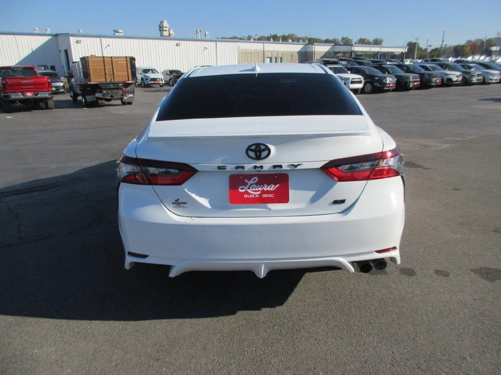 2024 Toyota Camry SE