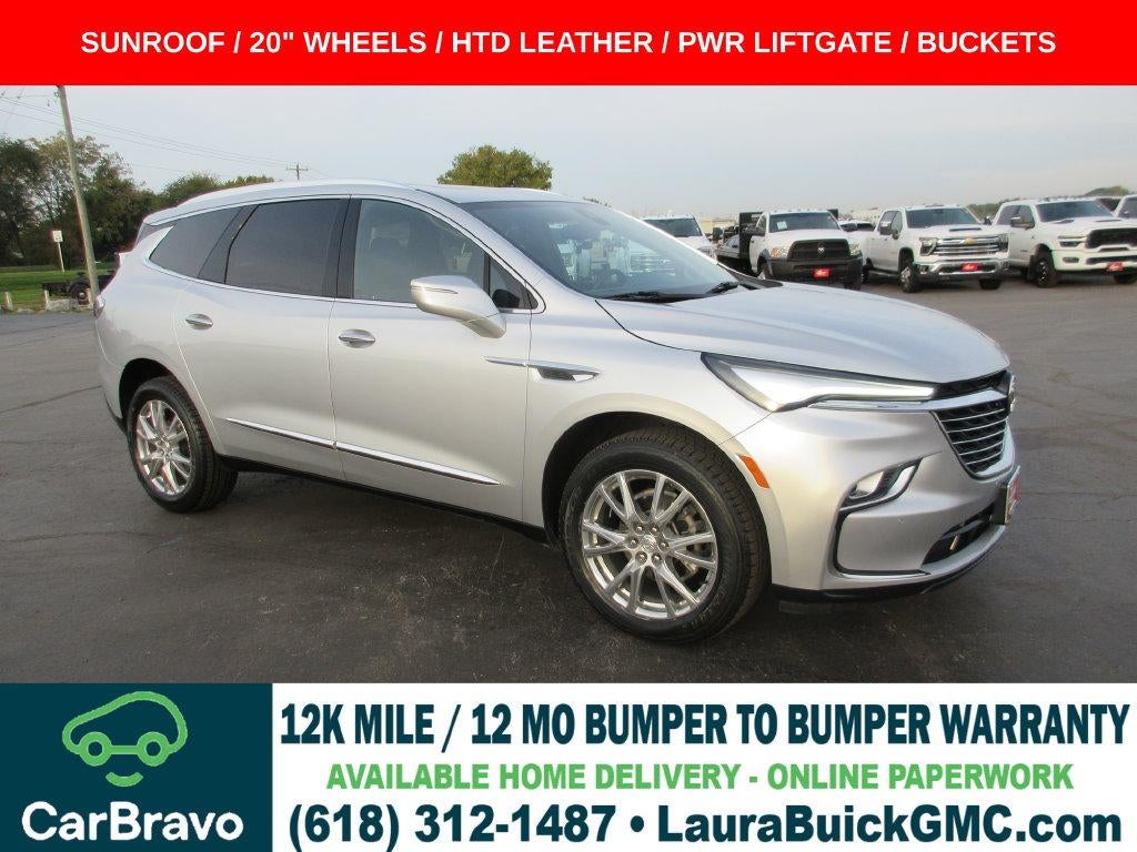 2022 Buick Enclave Essence