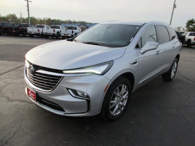 2022 Buick Enclave Essence